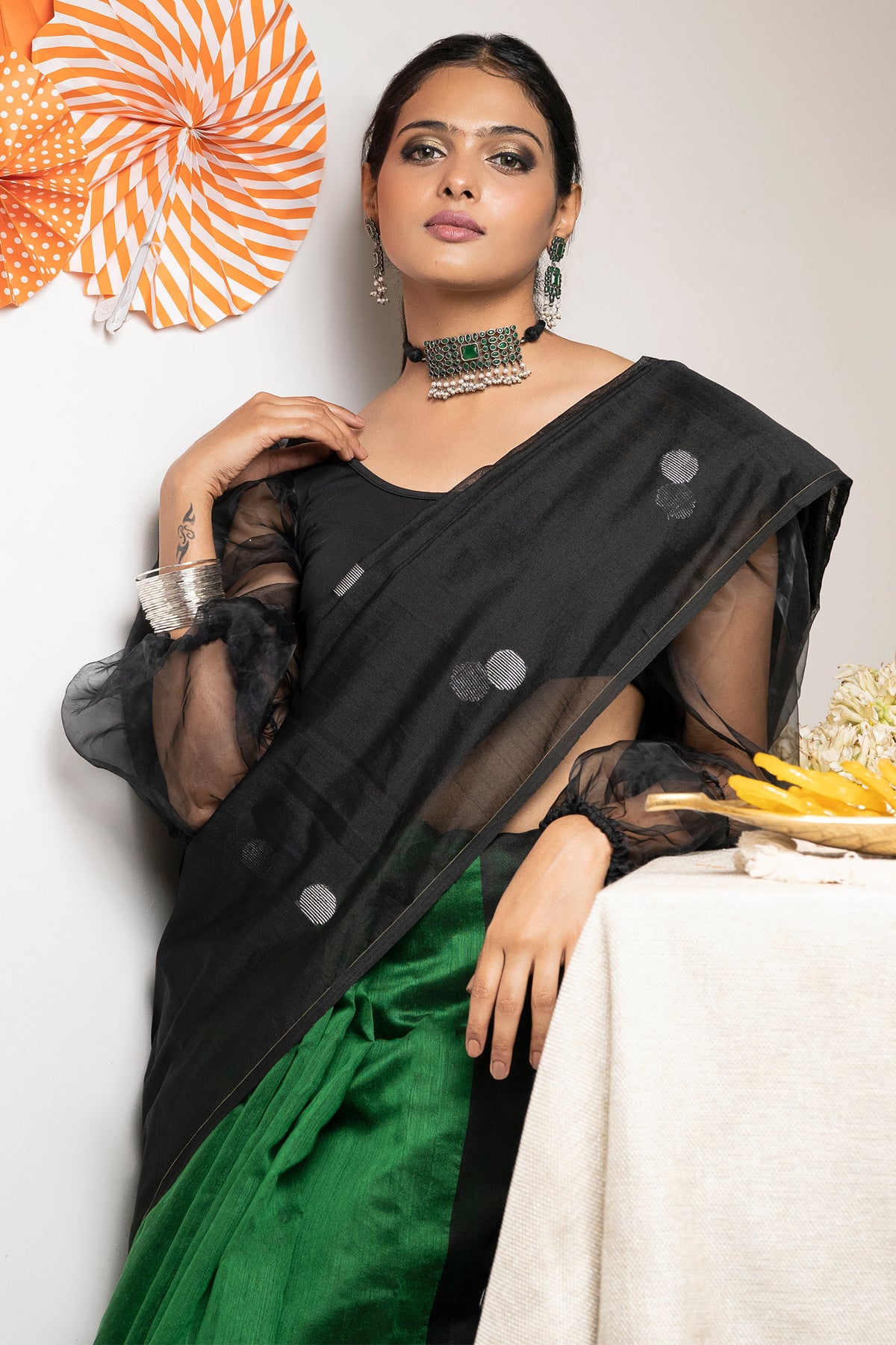 Cotton Saree - Shop Black Muslin Cotton Saree Online | Me99